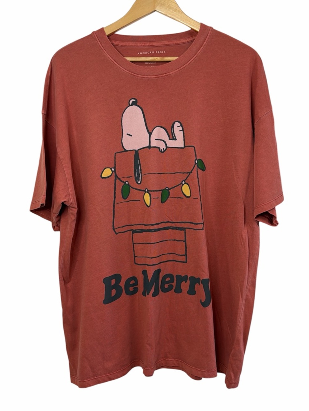 American Eagle Snoopy Be Merry Christmas Tee Red Graphic L/XL